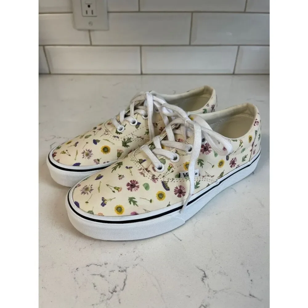 Vans Doheny 'Pressed Floral - Classic White' Women’s Size 6.5 Worn 2-3 Times